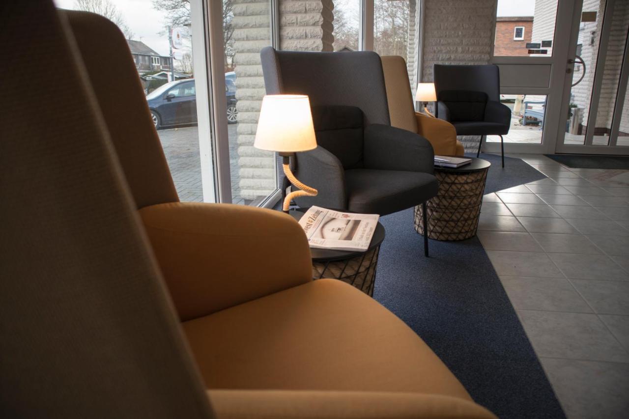 Hotel Am Friesenstrand Tossens Exterior photo